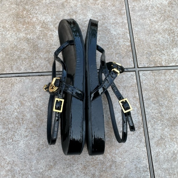 Tory Burch Ali Anteka Baby Gold Logo Sandal - Picture 8 of 12